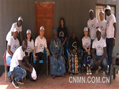 中礦卡通巴公司積極參與當地傳統文化活動并獲高度贊揚